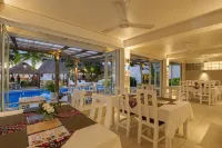 Aquarius on the Beach - breakfast