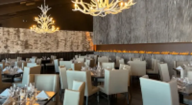 Superior Shores Hotels in Silver Creek Township