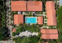 Poolside in Paradise: Walk to the Beach and More!