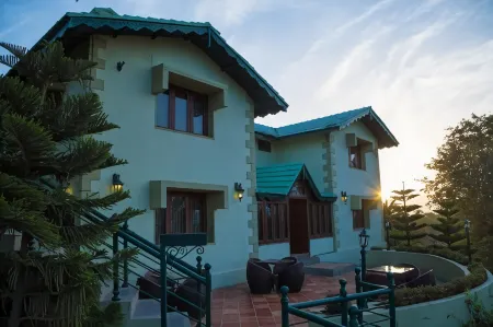 The Colonial Manek Manor by SAH Отели рядом с достопримечательностью «Guru Sikhar»