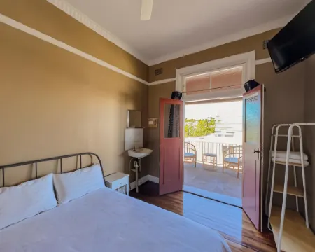 Commercial Hotel Bega Hotels in Bega