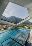 Lifesteil Aparthotel - Kolam Renang