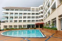 โรงแรมสุรินทร์มาเจสติก - ที่มีสระว่ายน้ำ