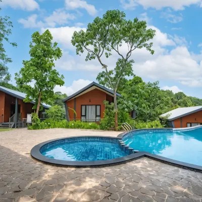 Vyna Hillock Resort โรงแรมใกล้ทะเลสาบภูโคด