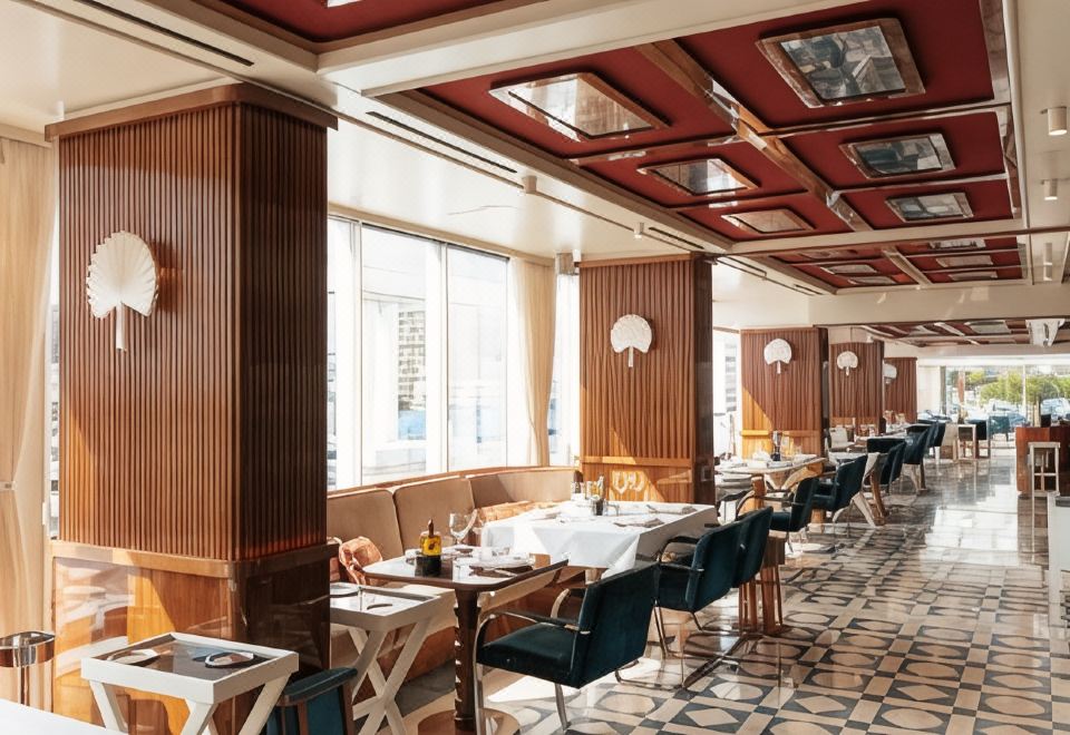 2. 포트 팰라스 몬..