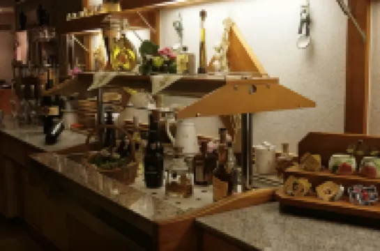 薩徹瑟斯查爾酒店