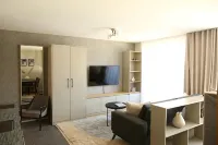 Lamira - Serviced Apartments