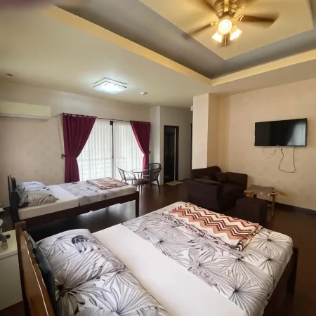 Minshukukcs Hotel and Restaurant