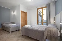 Urban Hotel Hotels in 