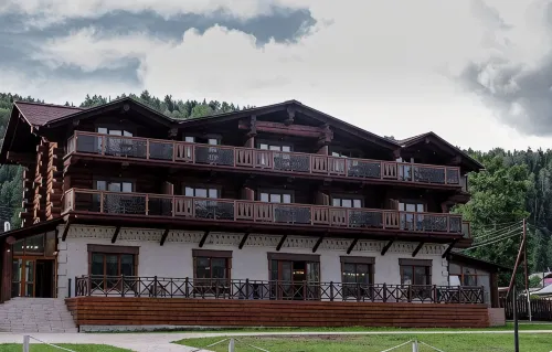 Tayga&Ozero Hotel Artybash 호텔