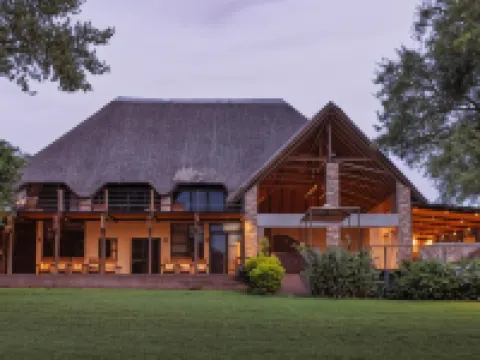 Chobe River Lodge Hotel a Kasane