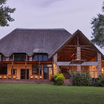 Chobe River Lodge