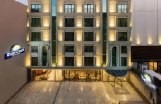 Days Inn by Wyndham Istanbul Bomonti Hotels near Bomontiada