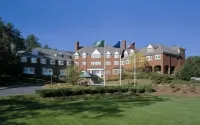 The Simsbury Inn Hotels in Canton