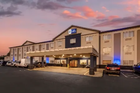 Best Western Louisville Airport Expo Отели рядом с достопримечательностью «T3»