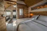 Torfhús Retreat Hotels in Blaskogabyggd