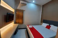 RedDoorz Near Universitas Muhammadiyah Purwokerto Hotels in Kecamatan Kembaran