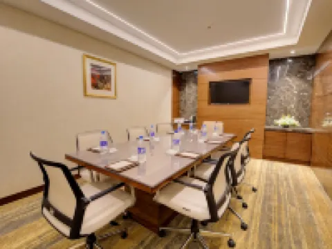 Niranta Transit Hotel Terminal 2 Arrivals/Landside Hotel di Mumbai