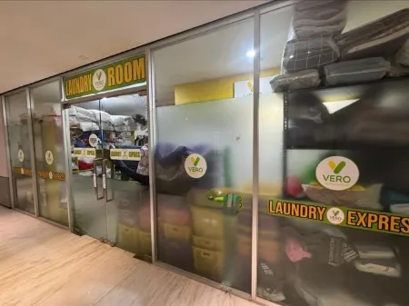 The Smith 1BR Apartment by Giveley @Alam Sutera Close to IKEA Отели рядом с достопримечательностью «Bumi Perkemahan Situ Cipondoh»