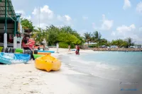 SEASUNBEACH MAAFUSHI - Pools