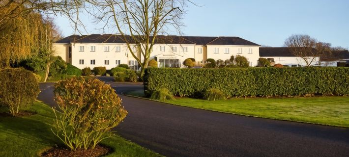 Mercure Newbury West Grange Hotel Отели в г. Рединг