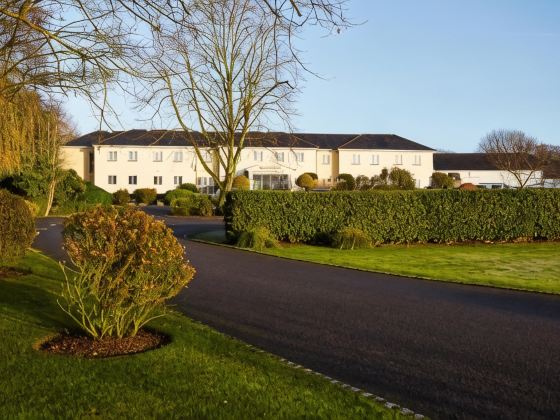Mercure Newbury West Grange Hotel