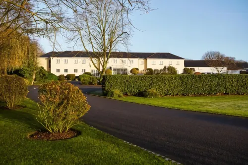 Mercure Newbury West Grange Hotel