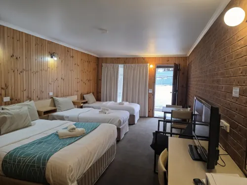 Country Roads Motor Inn Hotels in Narrandera