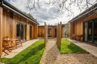 The Thomas Lord Hotels in 