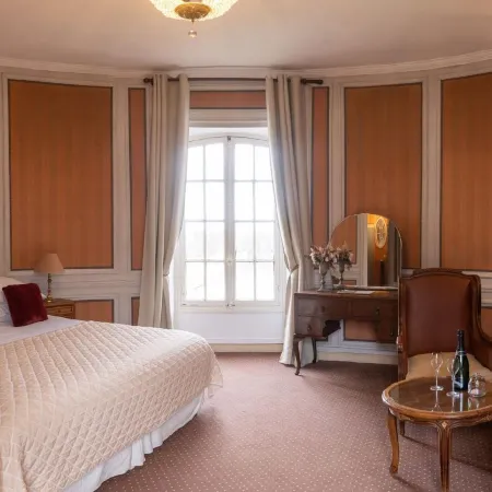 Château d'Ermenonville Hotels in Oise