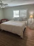 Charming 2-bedroom house with WiFi, AC in fabulous Lake Placid