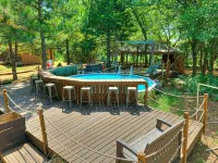 Naffcation Lodge OKC Cabin And Guest House Retreat On 5 Acres - Private Pools