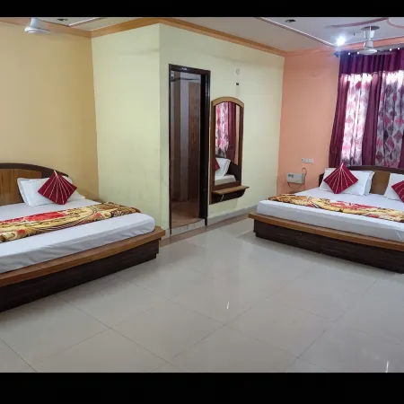 Hotel Bharat residency