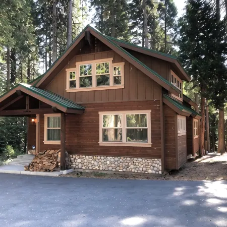 Family-friendly Cabin in the Sierra Nevada