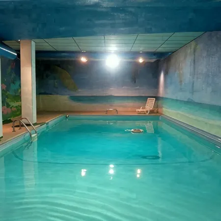 Tropicana Suite Hotel