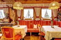 Hotel Glockenstuhl - Breakfast