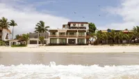 Cormorant Beach House โรงแรมใน
