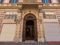TLV Navona 銀劇院附近的飯店