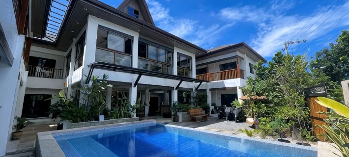 อาซูล เด ปังลาโอ โฮเทล บาย โคโคเทล โรงแรมในPanglao