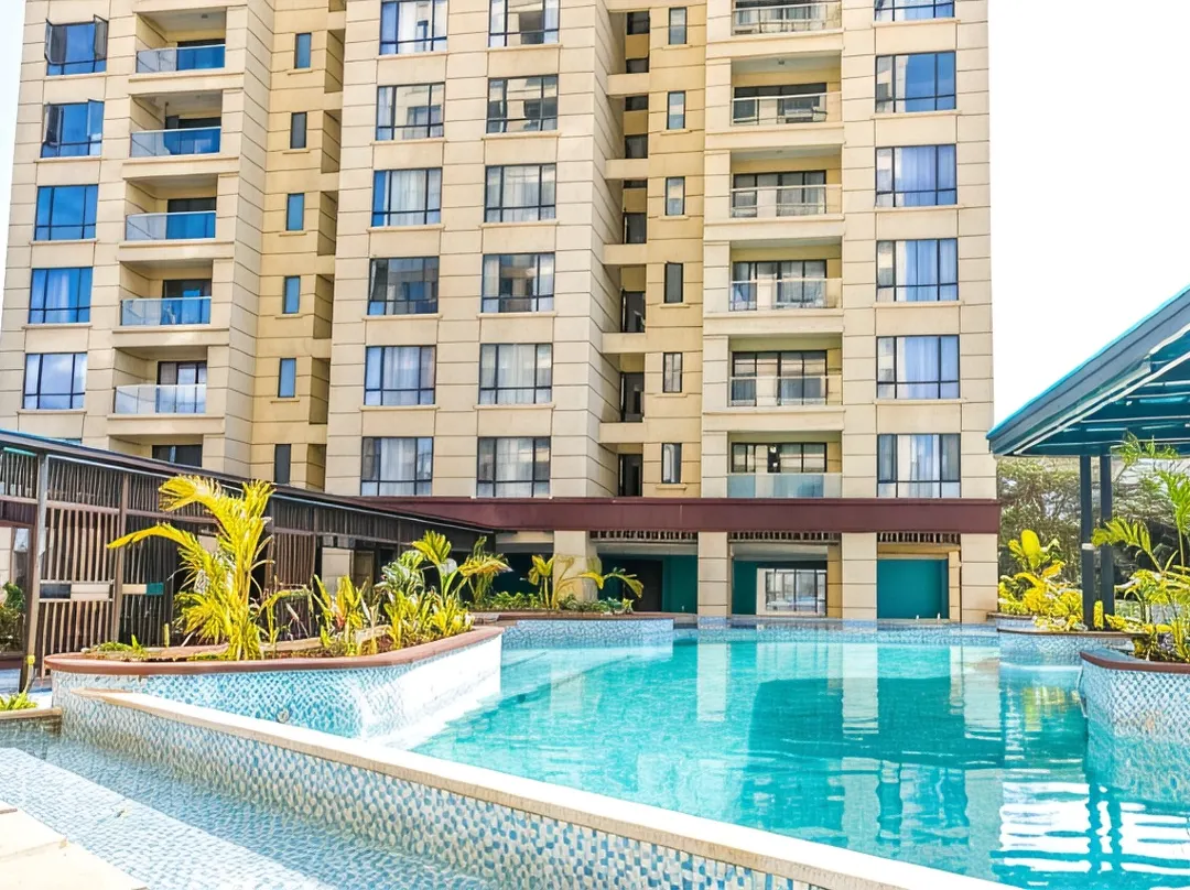 Chic Loft Steps From Yaya Center | Pool + Gym - Nairobi
