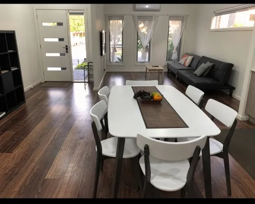 Serenity Home 11 by Hiverooms Hotels in Pakenham