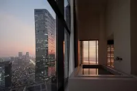 Wusu Design Guesthouse (Wu Yi Square IFS International Financial Center) - غرفة مطلة على الجبل