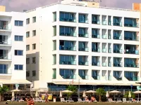 The Ciao Stelio Deluxe Boutique Hotel - Adults Only マッケンジー・ビーチ周辺のホテル
