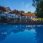 Mahaweli Reach Hotel - Uima-altaat