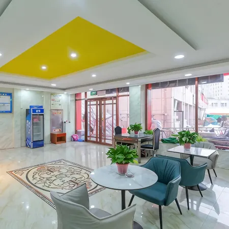 Red Hall Junyue Hotel (Jinlong Times Square)