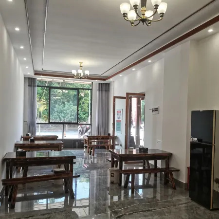Golden Bridge Hotel