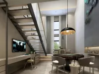 Cloud Hotel - 3-Star