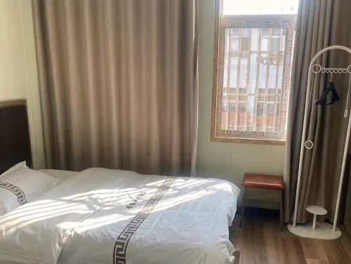 Bozhou Xinya Express Homestay