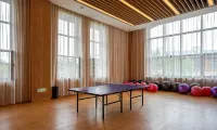 Garze Chin lives in a hotel - 3-Star