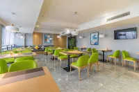 Hotel of The Future (Jiefang Road) - sarapan